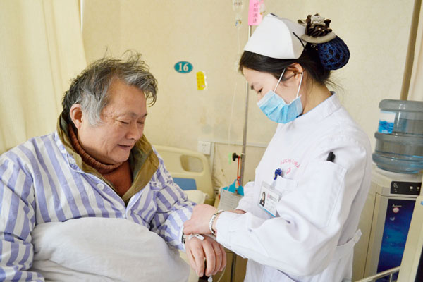 給患者打針輸液